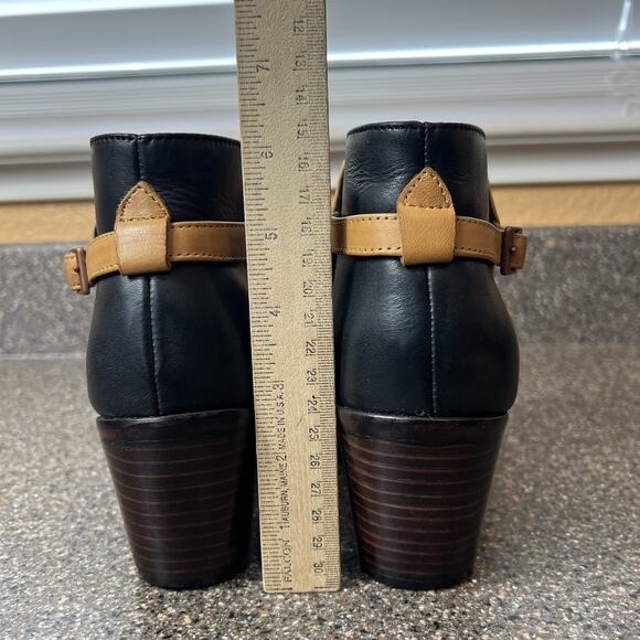 Wolverine 1000 Mile Ankle Bootie Block Heel Tan Black Leather Womens 8.5 Slip On - Picture 9 of 11